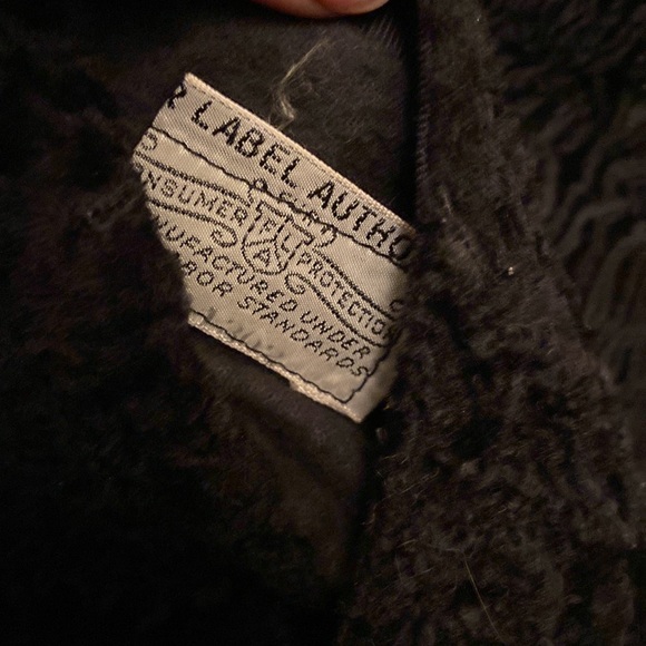 Genuine Swakara Fur Jacket - Picture 9 of 16